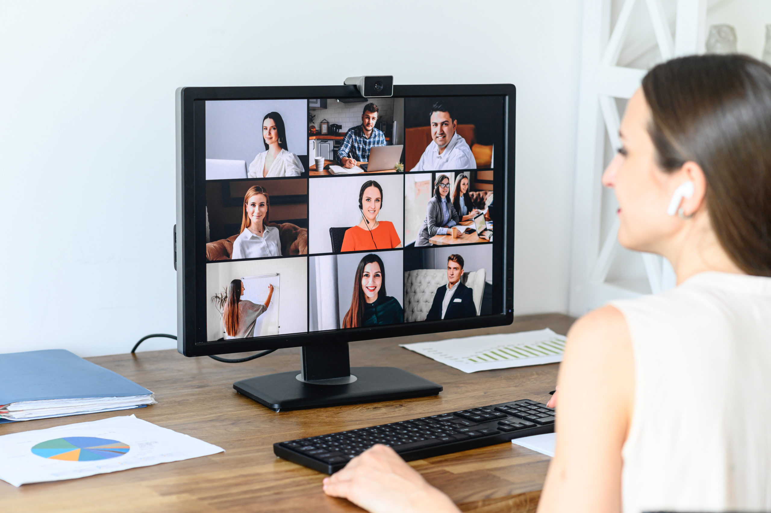 Read more about the article Tips that EMW Learned During 20+ Years: How to Conduct a Productive Virtual Meeting